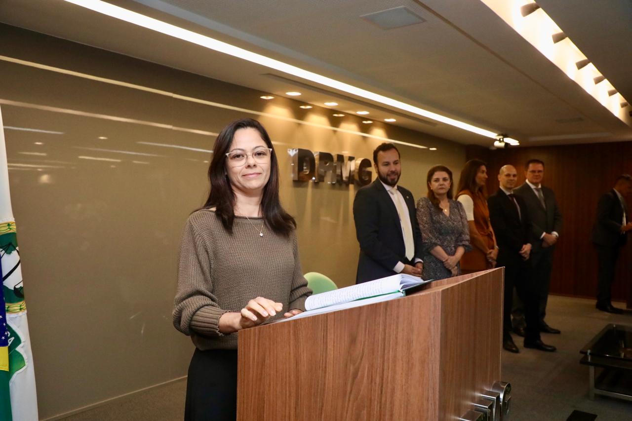 DPMG empossa segunda turma de servidoras e servidores concursados para o quadro administrativo da Instituição  24