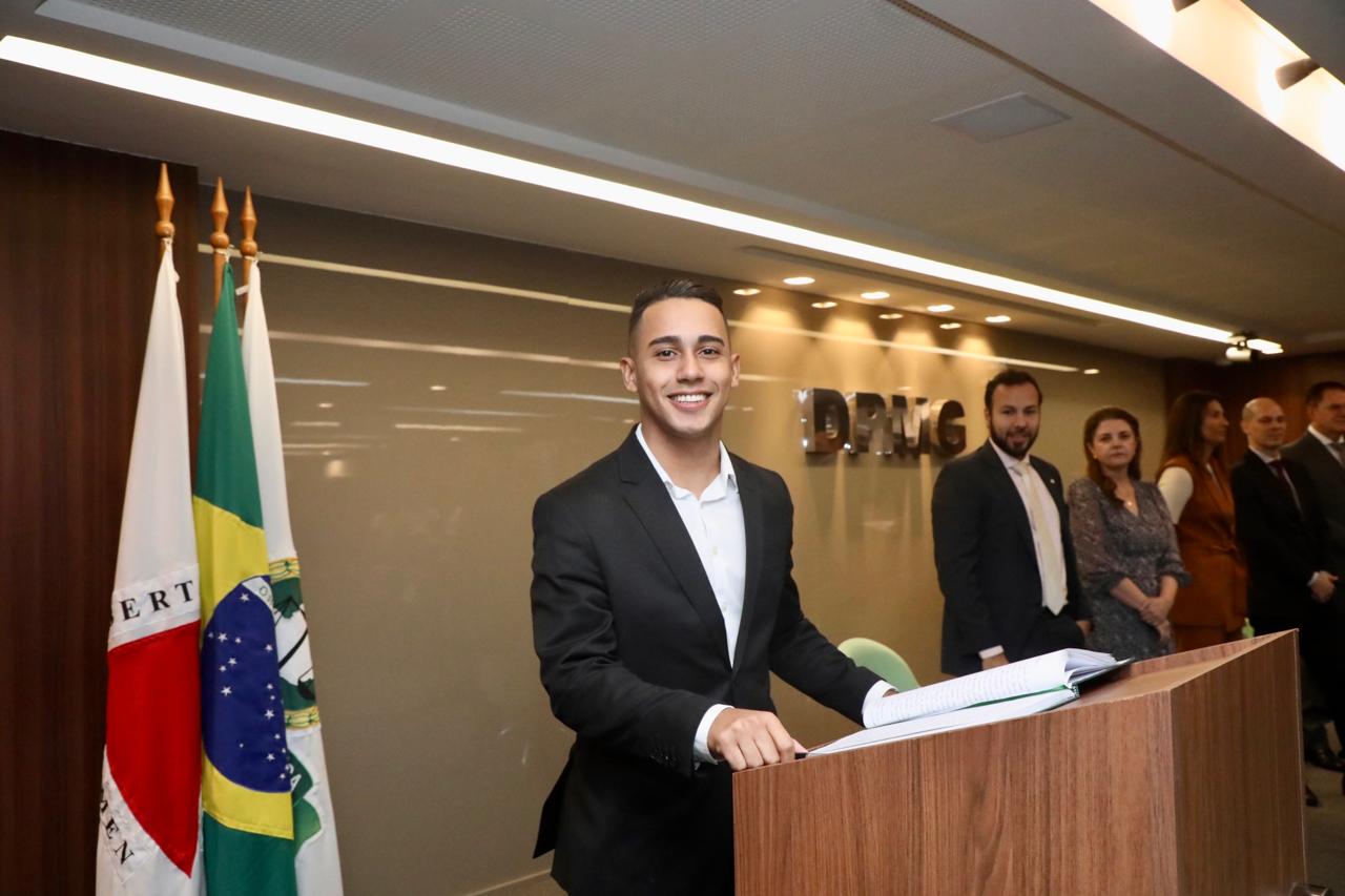 DPMG empossa segunda turma de servidoras e servidores concursados para o quadro administrativo da Instituição  23
