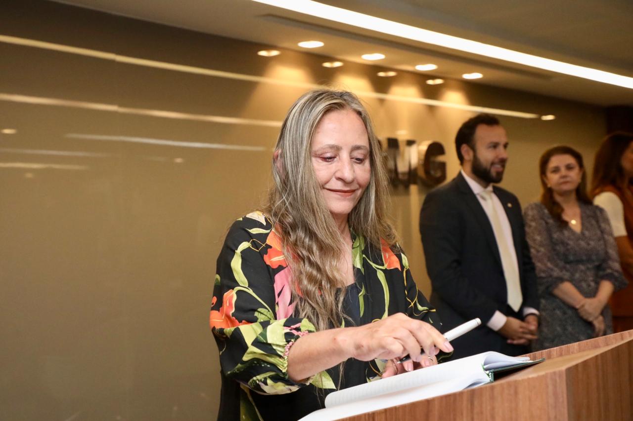 DPMG empossa segunda turma de servidoras e servidores concursados para o quadro administrativo da Instituição  17