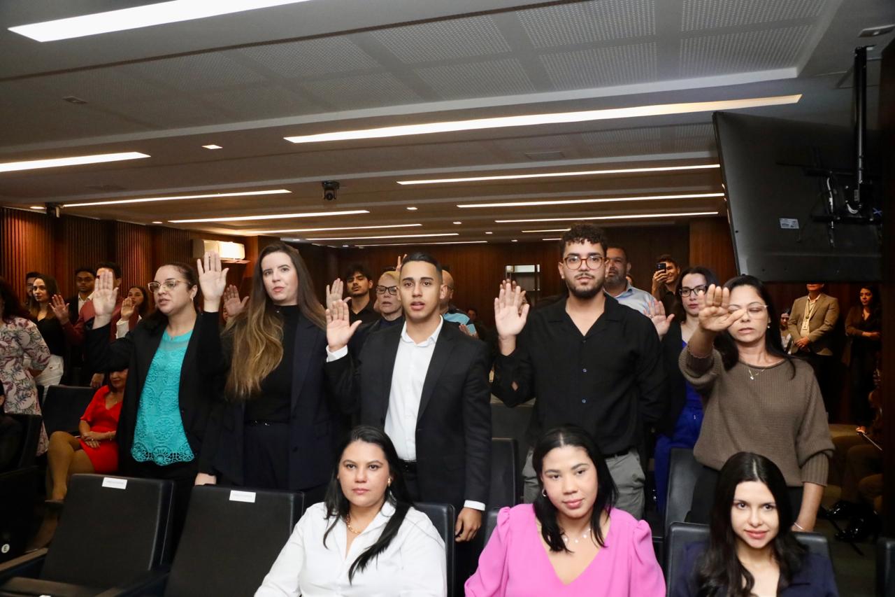 DPMG empossa segunda turma de servidoras e servidores concursados para o quadro administrativo da Instituição  12